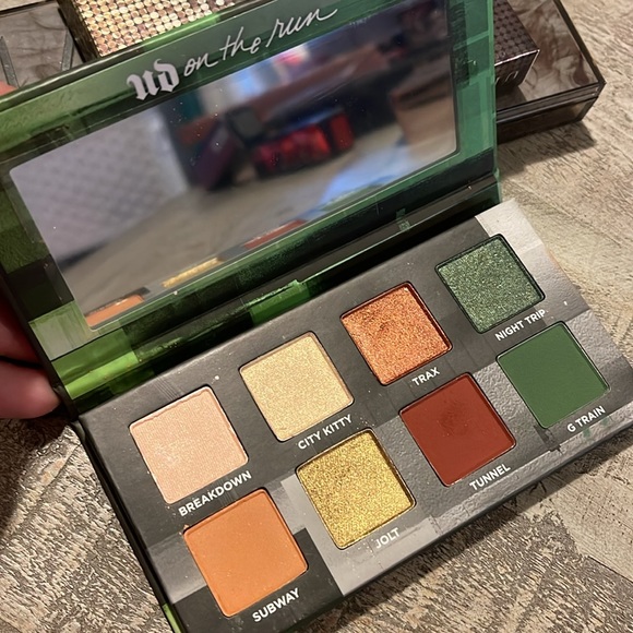 💋3 Urban Decay Shadow Palettes 💋 - Picture 5 of 5